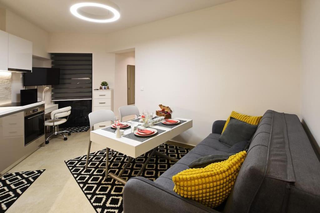 Uni Cozy City Apartment Rhodes City Dış mekan fotoğraf